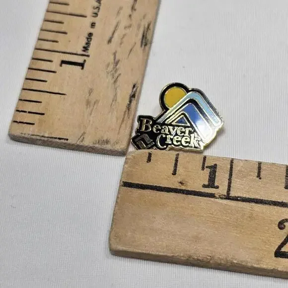 Vtg Beaver Creek Souvenir Enamel Lapel Hat Pin Ski Resort Colorado - Picture 3 of 3